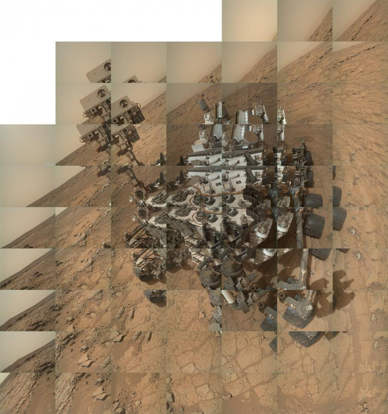 Illustration for article titled Behind the Scenes of Curiosity's Latest Selfie